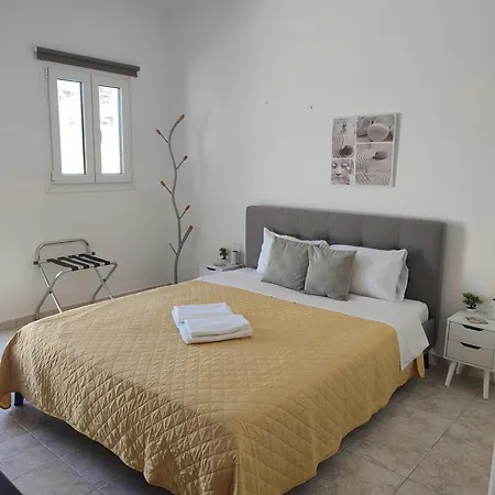 Mia Casaki Apartment