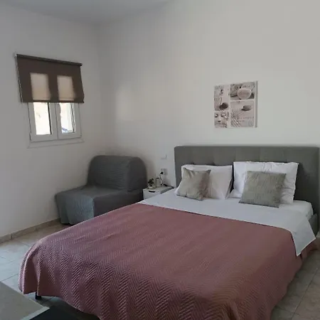 Mia Casaki Apartment Naoussa